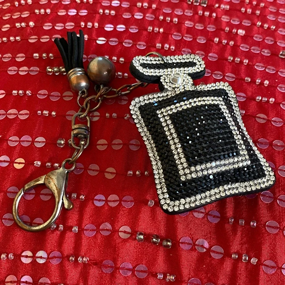 Vintage Sparkling Crystal Black White Key Chain_15